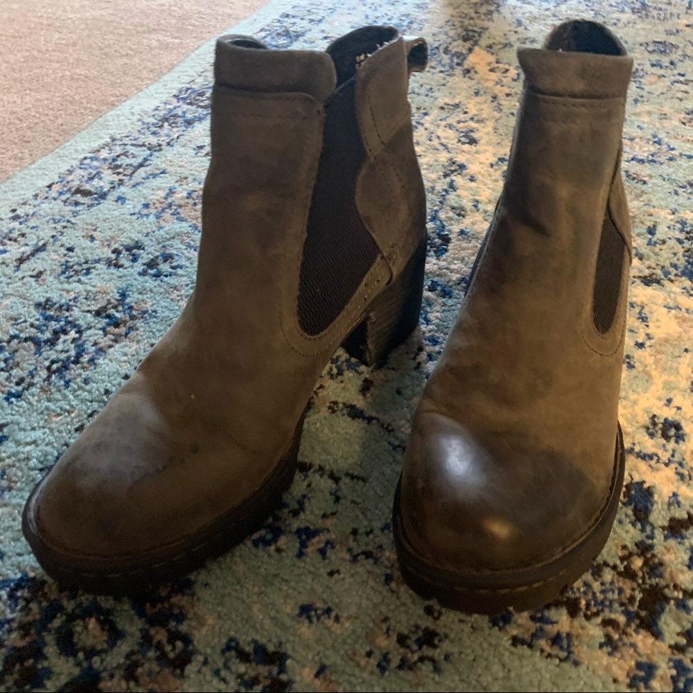 Size 6 Born Booties